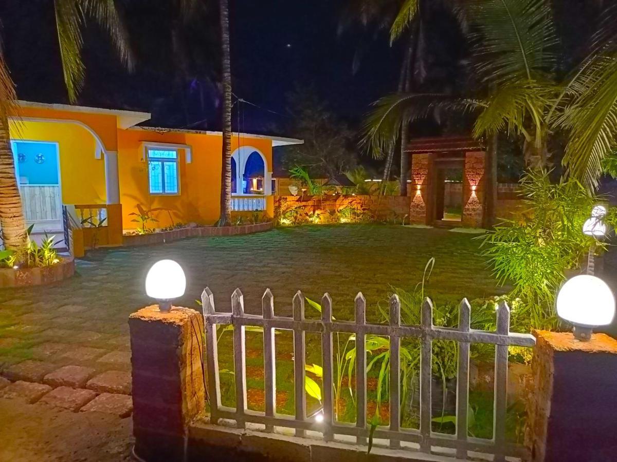 Coco Teros Resort Mandrem Esterno foto