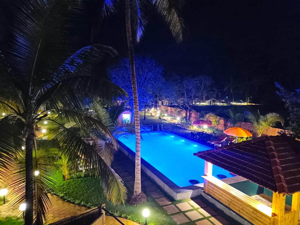 Coco Teros Resort Mandrem Esterno foto