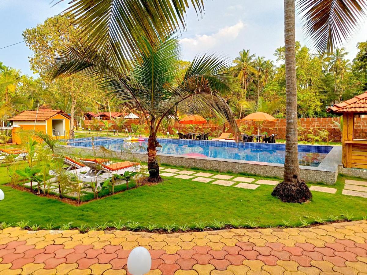 Coco Teros Resort Mandrem Esterno foto