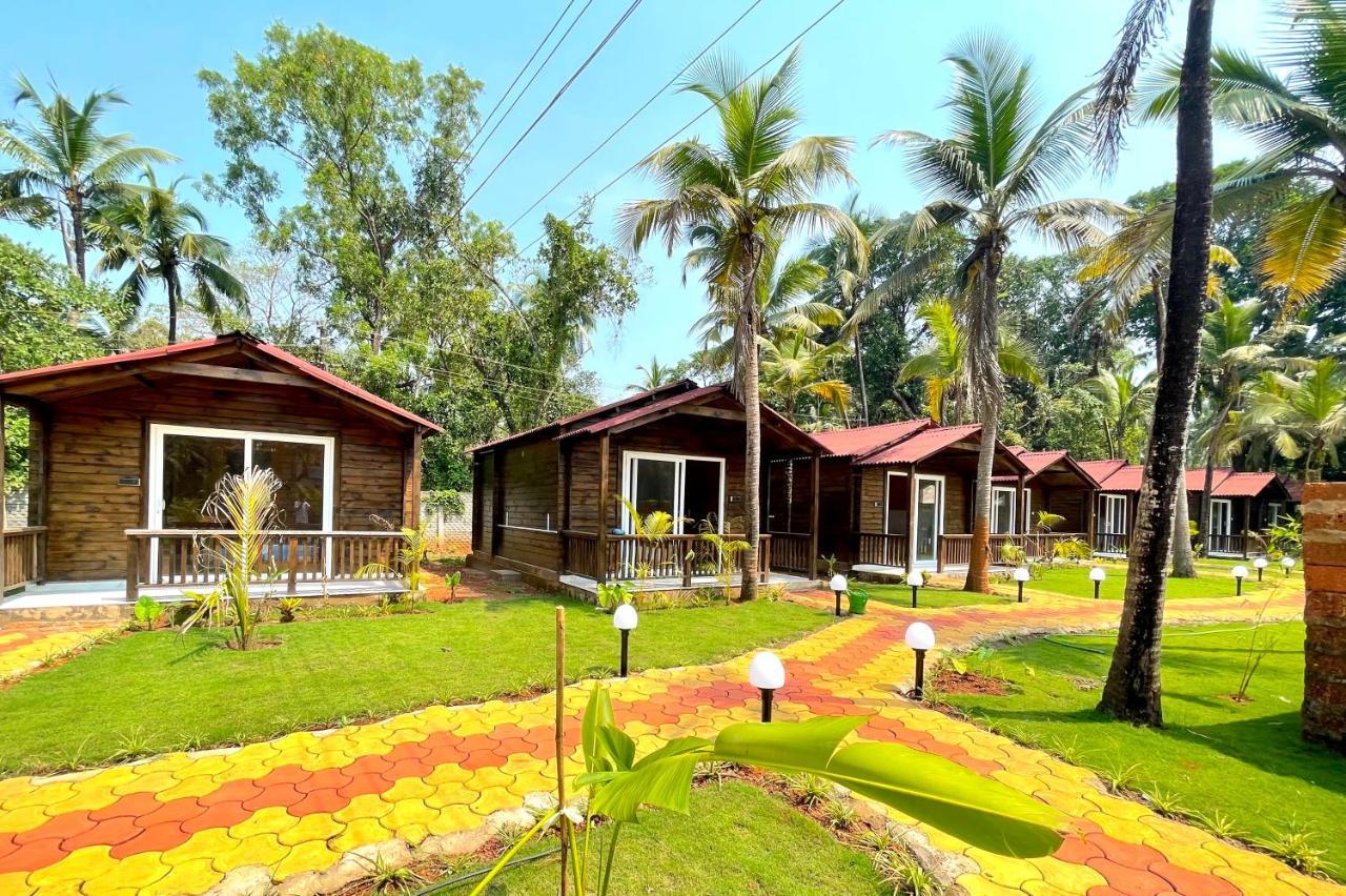 Coco Teros Resort Mandrem Esterno foto