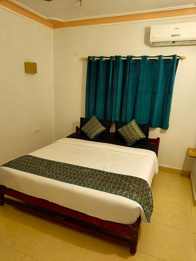 Coco Teros Resort Mandrem Esterno foto