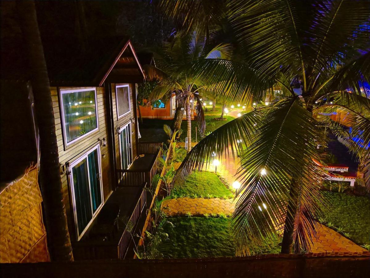 Coco Teros Resort Mandrem Esterno foto